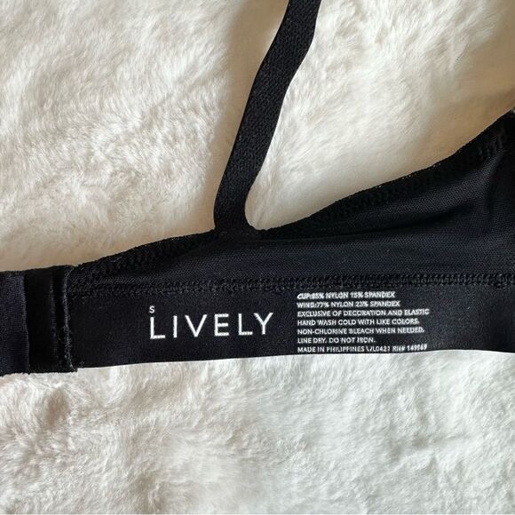 Lively Wireless Lined T-Shirt Bra Black Size Small - Picture 4 of 7